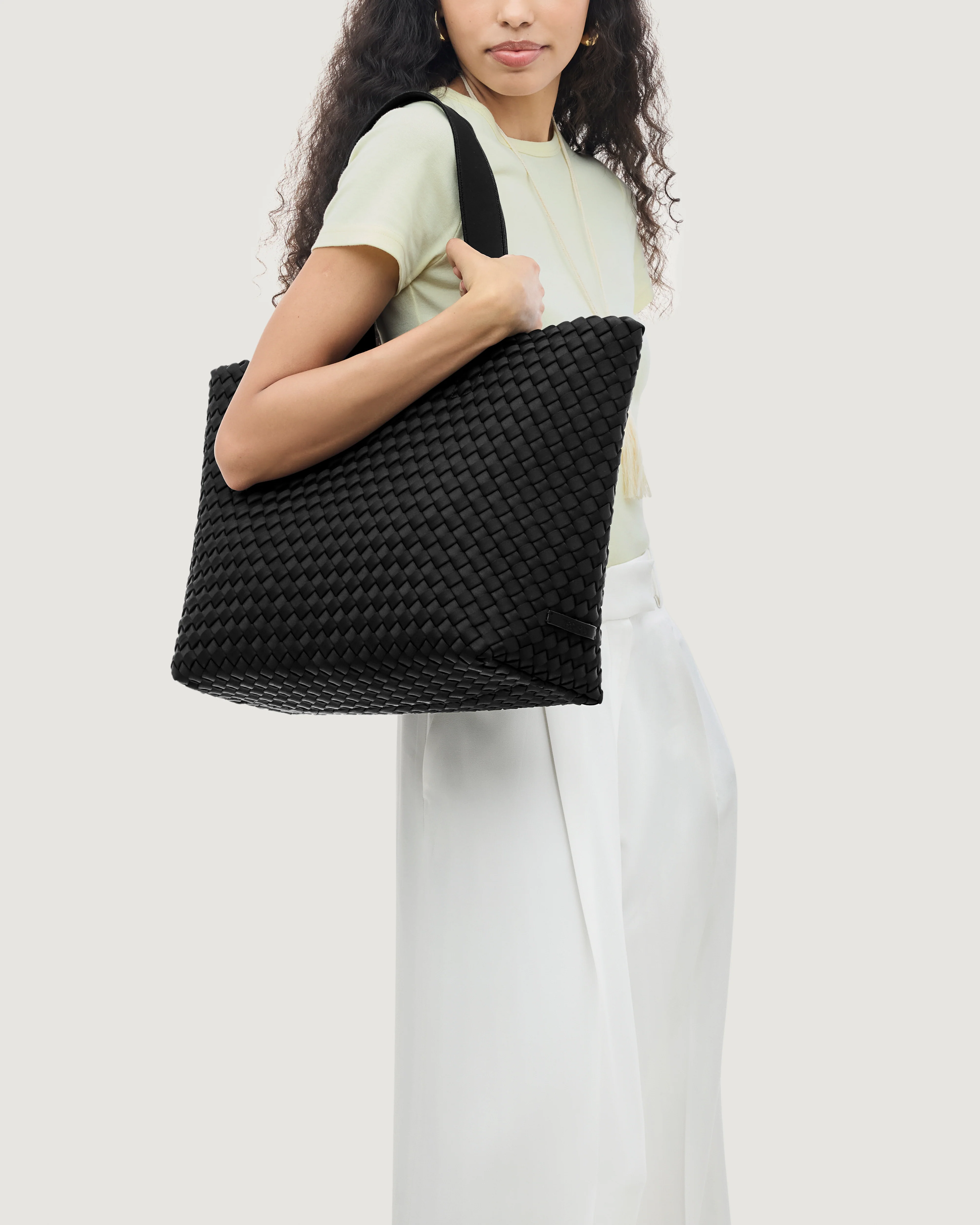 Como Medium Tote | Onyx - Image 4