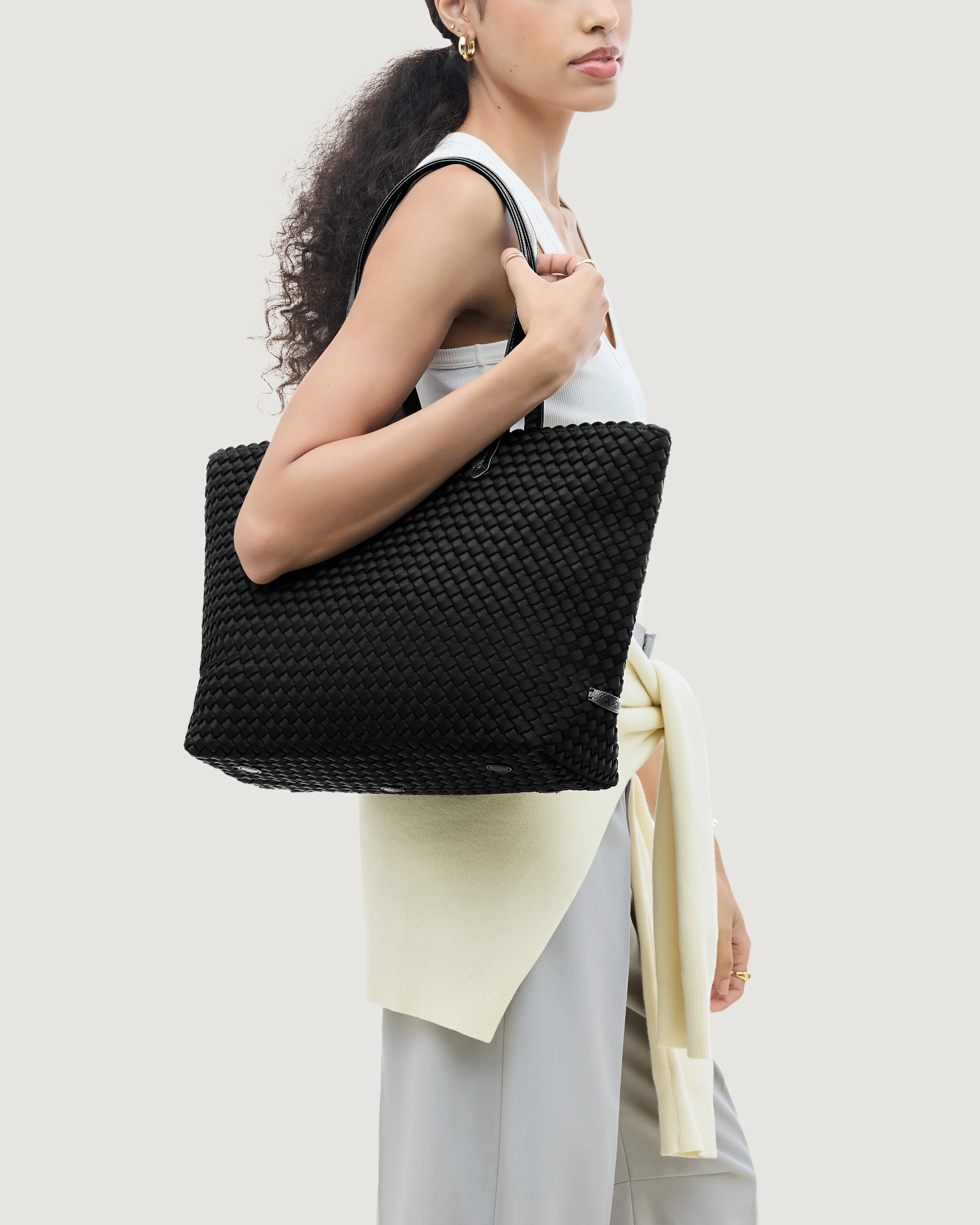 Jetsetter Small Tote | Onyx - Image 4