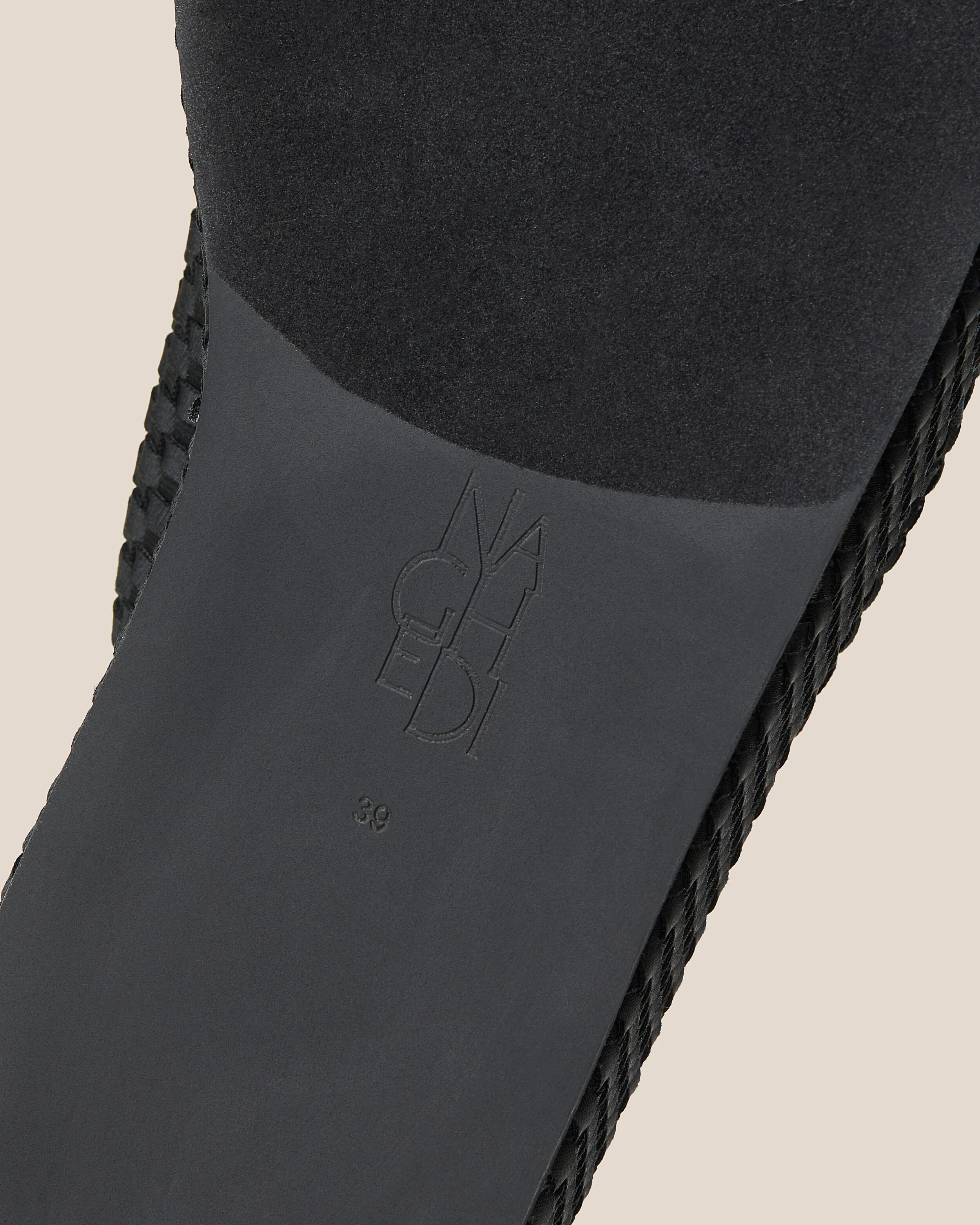 Laguna Platform | Onyx - Image 4