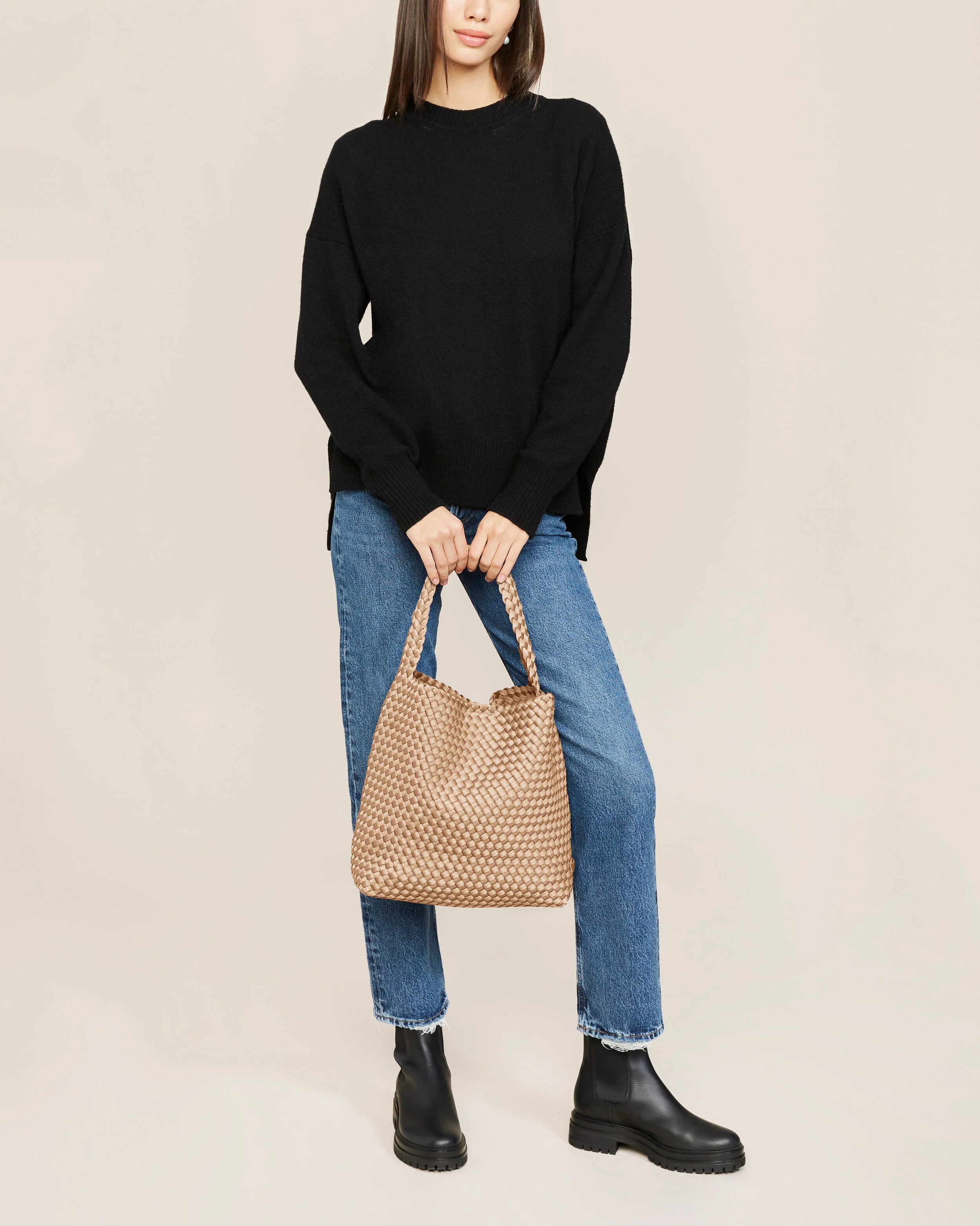 Nomad Medium Hobo | Camel - Image 6