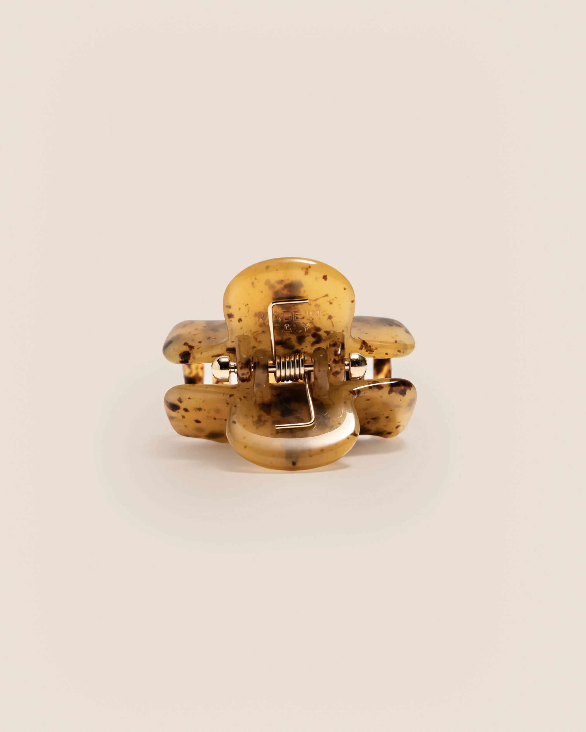 UNDO Hairware No. 2 Claw Clip | Tortoiseshell - Image 3