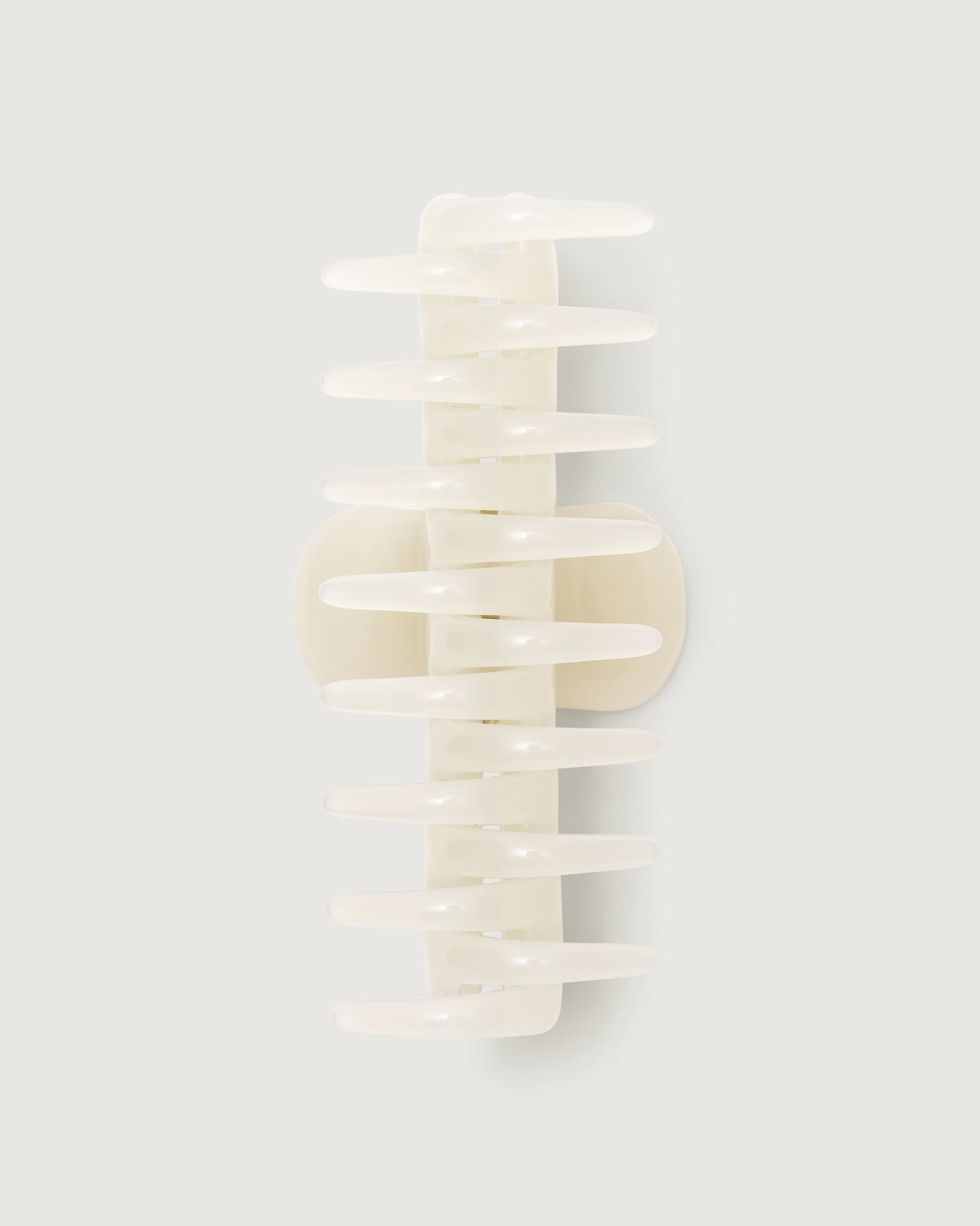 UNDO Hairware No. 4 Claw Clip | Alabaster - Image 4
