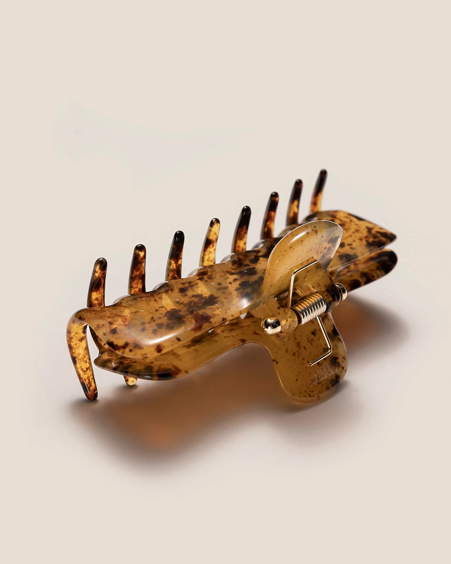 UNDO Hairware No. 4 Claw Clip | Tortoiseshell - Image 2